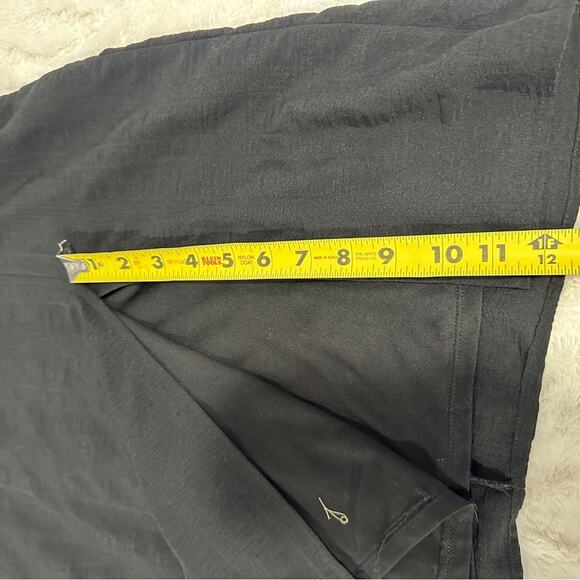 And Now This Size L Black Cut Out Elegant Textured Midi Dress Date Night Neutral - Picture 11 of 11